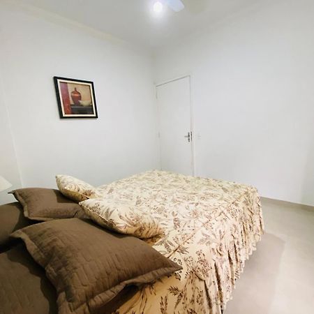 Apto De Um Dorm Centro Pitangueiras Guarujá Extérieur photo
