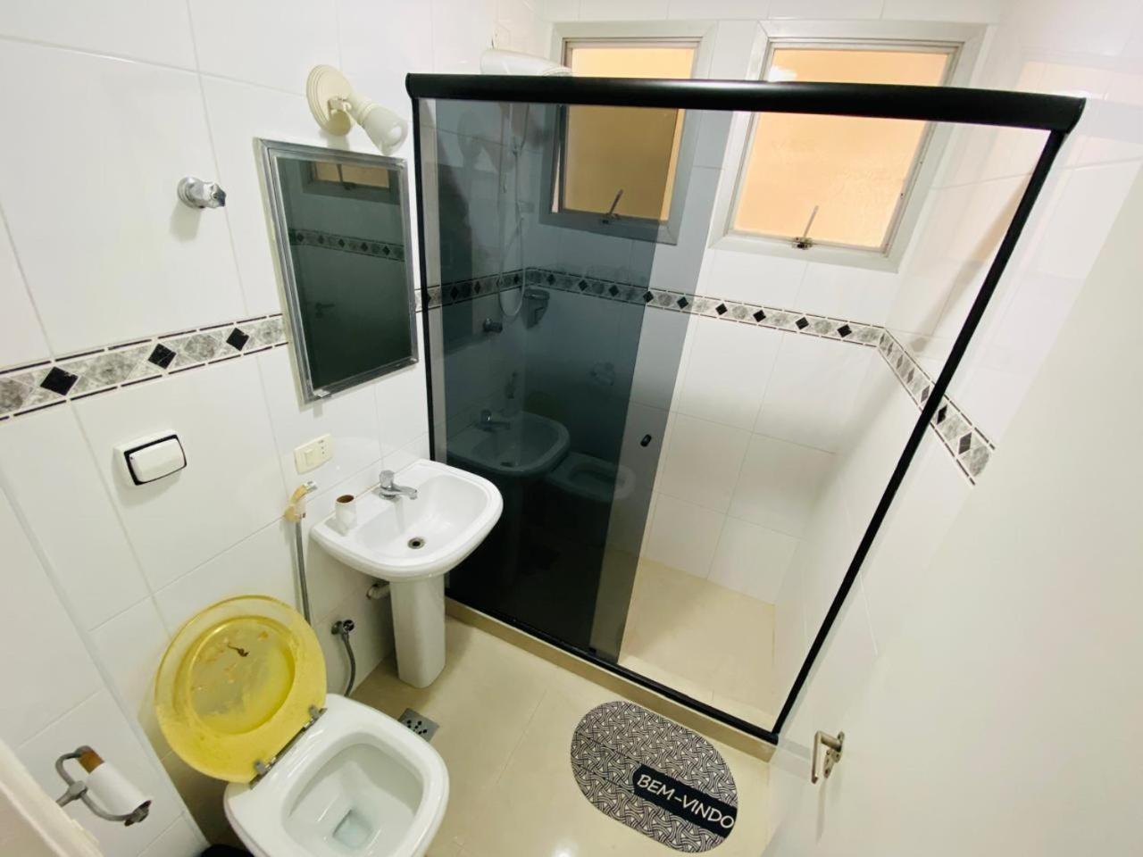 Apto De Um Dorm Centro Pitangueiras Guarujá Extérieur photo